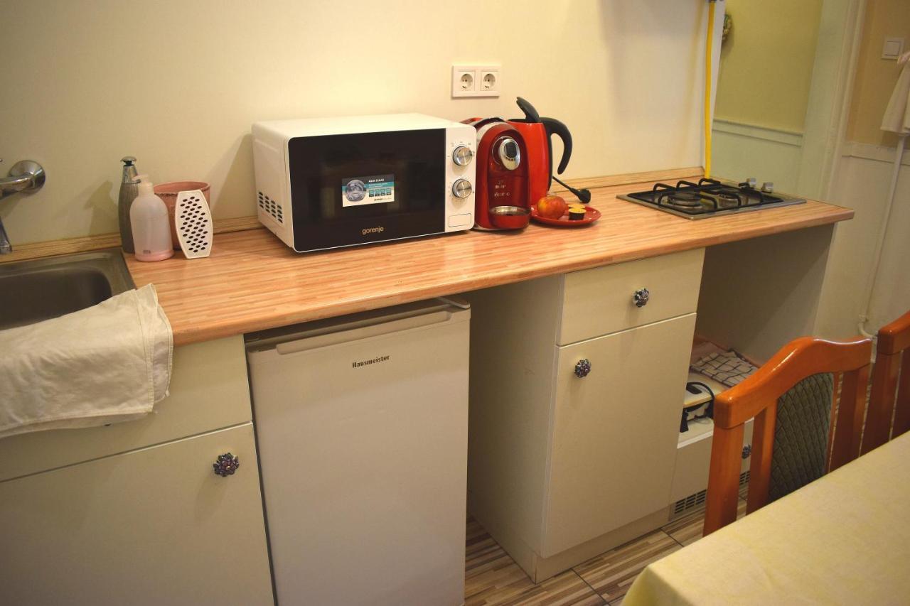 Malomszeg Apartman Pecs Bagian luar foto