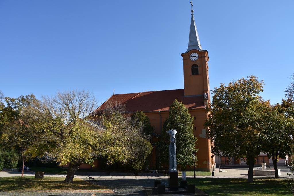 Malomszeg Apartman Pecs Bagian luar foto